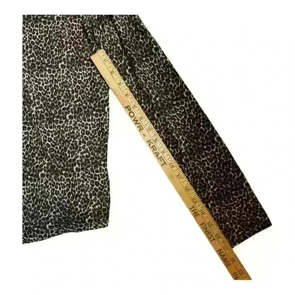 ZARA Animal Leopard Print Turtleneck Knit Top! Size medium (it runs small) - Picture 6 of 9